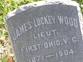 Lieut James Luckey Wood