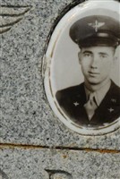 Lieut O. B. Vickery Lieut O. B. Vickery