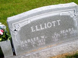 Lillian "Pearl" Wiseman Elliott
