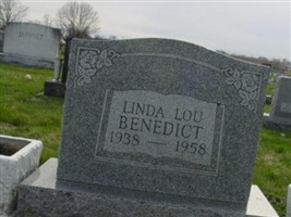 Linda Lou Benedict