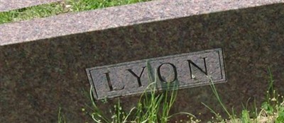 Linnie L. Lyon