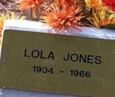 Lola Jones