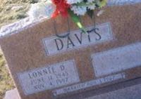 Lonnie Dee Davis