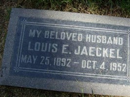 Louis E Jaeckel