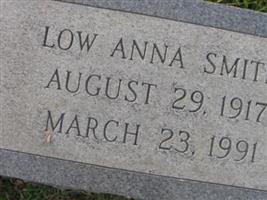 Low Anna Smith