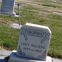 Lucy L Salcedo