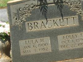 Lula H Brackett