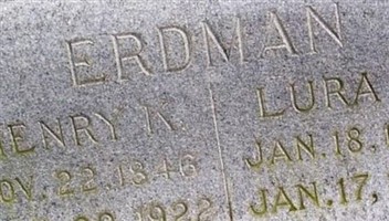 Lura N Erdman