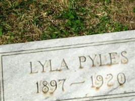 Lyla Pyles Lyla Pyles