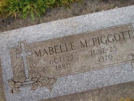 Mabelle M Piggott