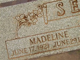 Madeline Settje Madeline Settje