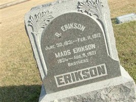 Mads Erikson Mads Erikson