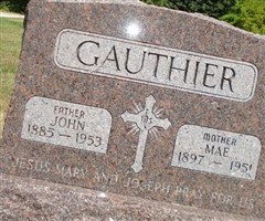 Mae Gauthier