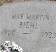 Mae Martin Biehl