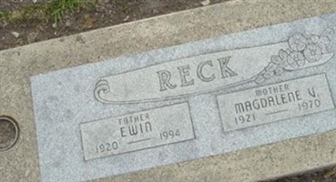 Magdalena V Reck
