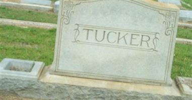 Maj George W Tucker