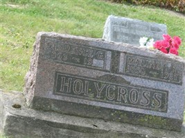 Malinda R Holycross