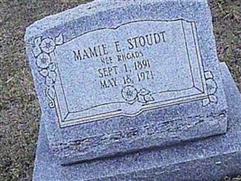Mamie E Rhoads Stoudt