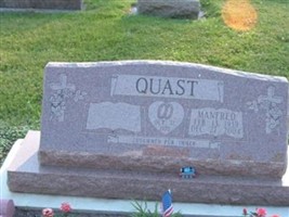 Manfred Quast