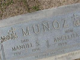 Manuel S Munoz