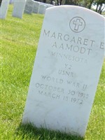 Margaret E Aamodt