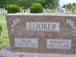 Margaret Mary Shisler Looker Margaret Mary Shisler Looker