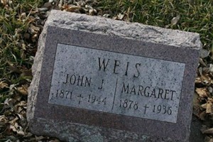 Margaret Weis