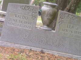 Marion Waldo Robles
