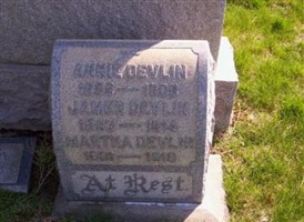 Martha Devlin (2403256.jpg)