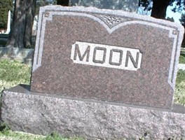 Martha J Moon