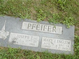 Mary J Englum Pfeifer