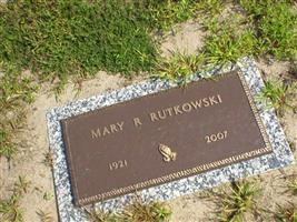 Mary R Rutkowski
