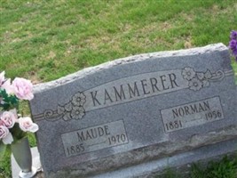 Maude Essia Hurst Kammerer