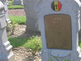 Maurits J. Lapauw Maurits J. Lapauw