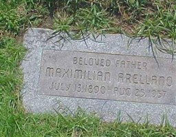 Maximilian Arellano Maximilian Arellano