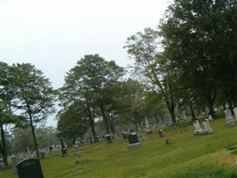 Mayflower Hill Cemetery