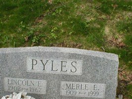 Merle E Pyles (2177908.jpg) Merle E Pyles (2177908.jpg)