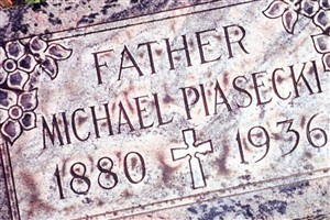 Michael William Piasecki Michael William Piasecki