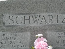 Mildred L Schwartz