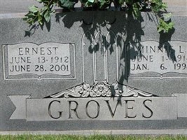 Minnie L Groves