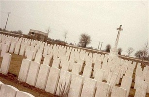 Montay-Neuvilly Road Cemetery, Montay