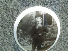 Lacy Myrle "Major Little" Bateman