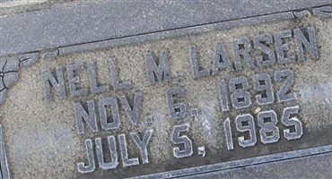 Nell Mary Larsen