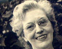 Nell G "Nomie" Derr Russ