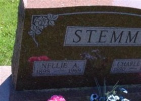 Nellie A Stemm