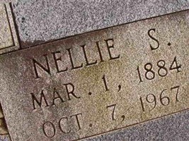 Nellie S Langley