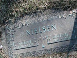 Nilsine Nielsen Nilsine Nielsen