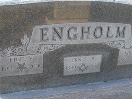 Nola Engholm