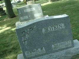 Norvall M. Botkin (2077905.jpg) Norvall M. Botkin (2077905.jpg)