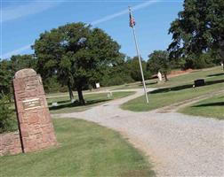 Oaklawn Memorial Gardens